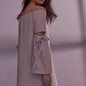 Club Monaco Eboviah Off-the-Shoulder Dress Size 6 purple